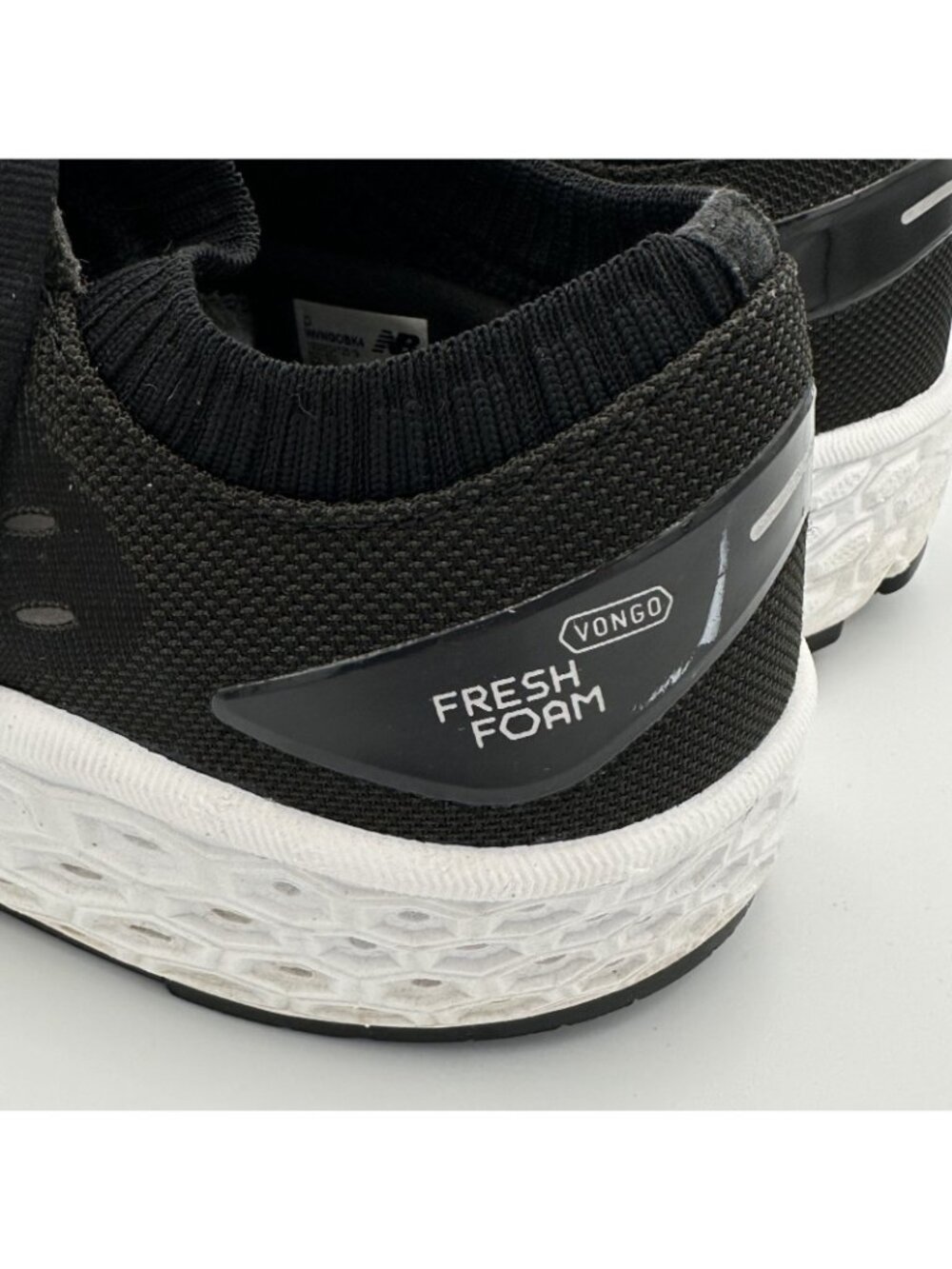 New Balance Fresh Foam Vongo v4 Running Shoes Women's Size 9 Black WVNGOBK4 - Picture 8 of 11